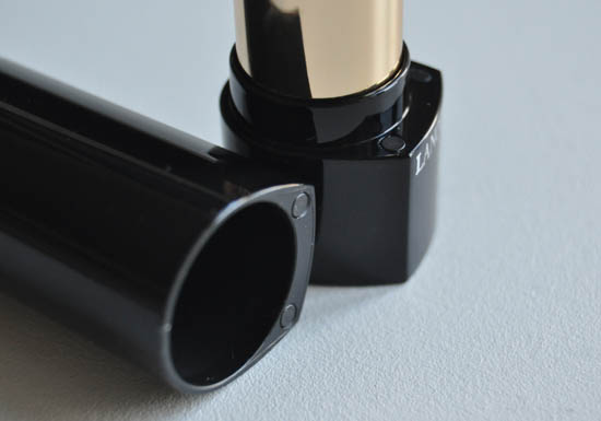 lancome lipstick closure