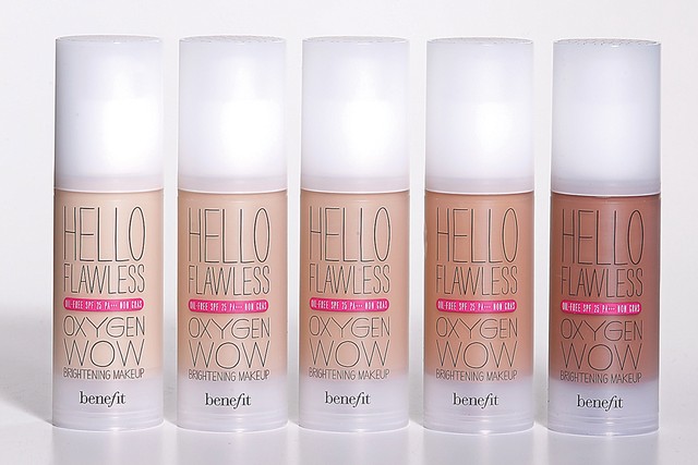 benefit hello flawless