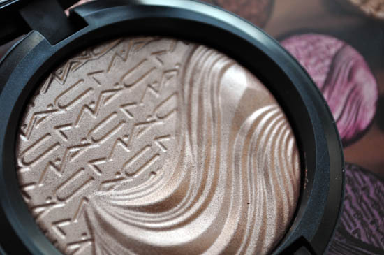 mac extra dimension skinfinish in superb
