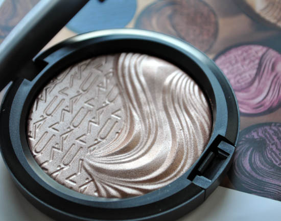 mac extra dimension skinfinish in superb