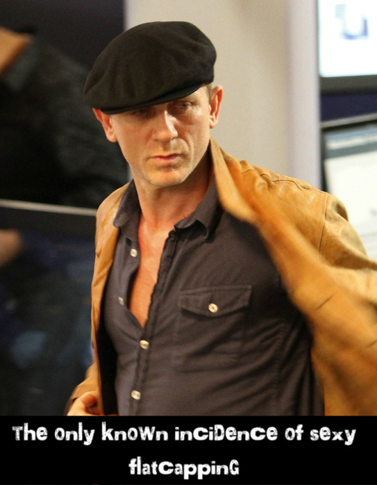 danielcraig_flatcap