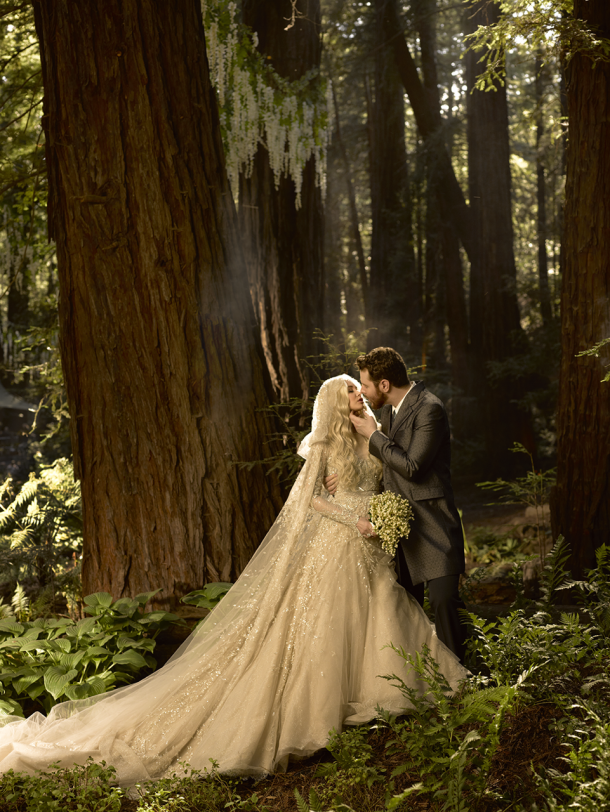 heres-the-happy-couple-sean-parker-and-bride-alexandra-lenas-in-the-forrest