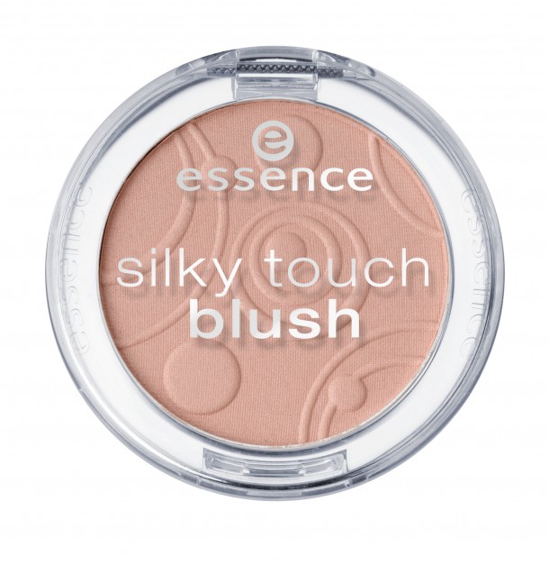 ess_SilkyTouchBlush