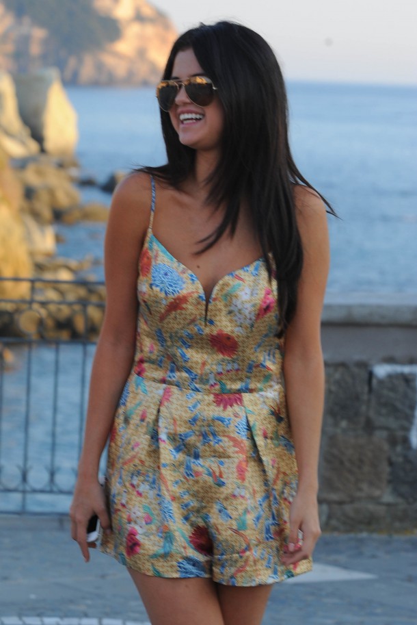 Selena Gomez enjoys a day off in Ischia