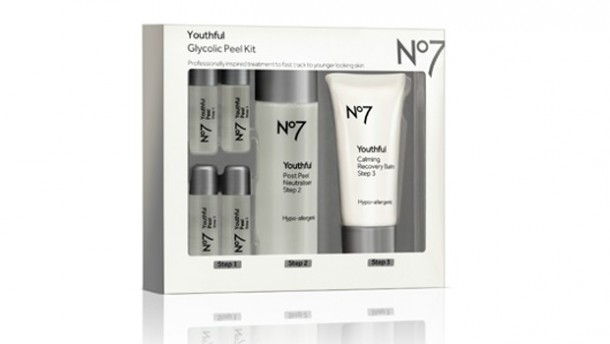 No7-Youthful-Glycolic-Peel-1-copy-620x350