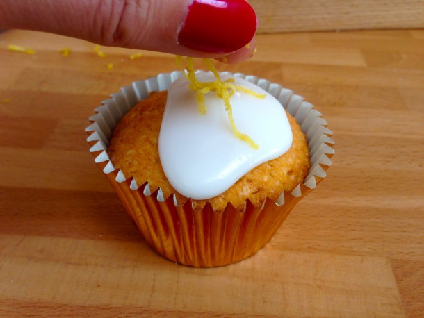 16. Topping cake with lemon zest