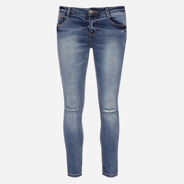 Ankle grazer skinny jeans, €17, Penneys