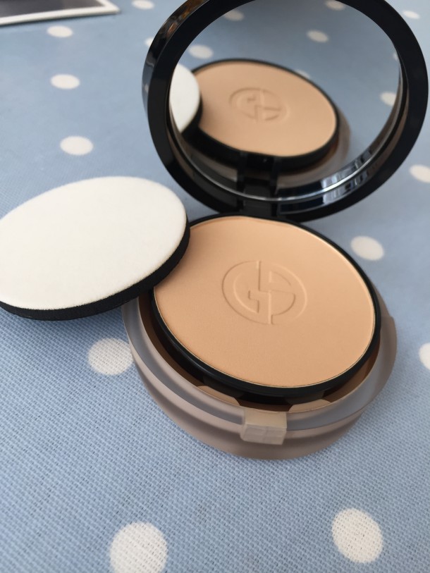 giorgio armani silk compact