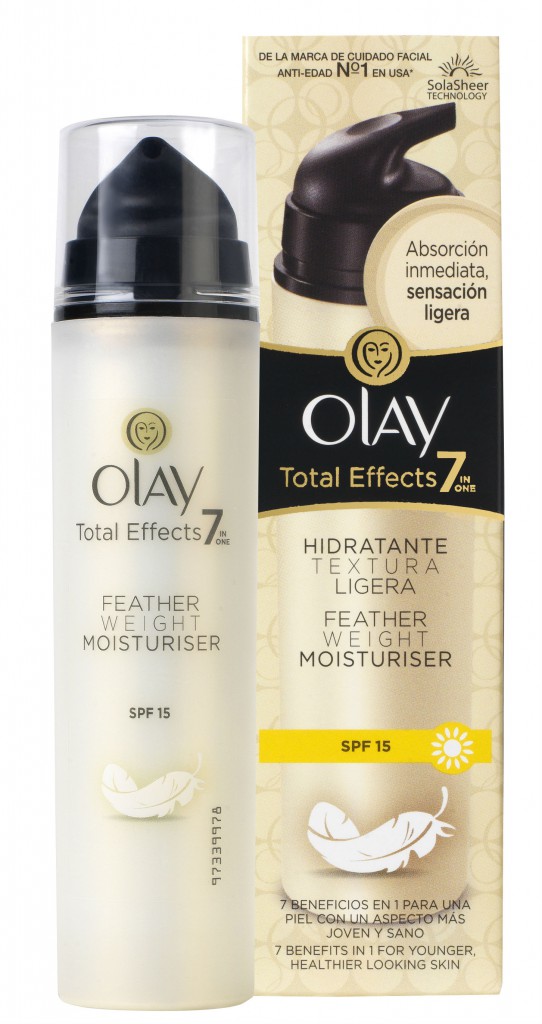 Olay Total Effects Featherweight