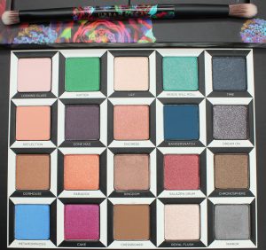 Urban-Decay-Alice-Through-Lookingglass-Palette-phyrra