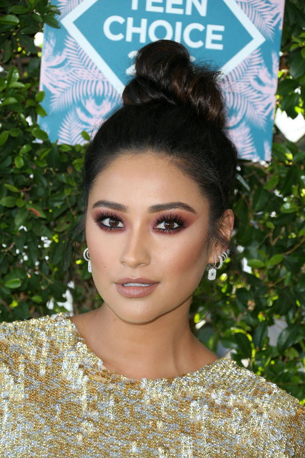 shay mitchell topknot