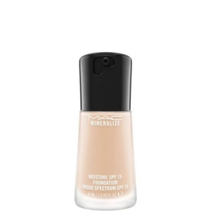 MAC Mineralize moisture foundation skin break