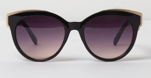 Black and gold tone cat eye sunglasses €17.00