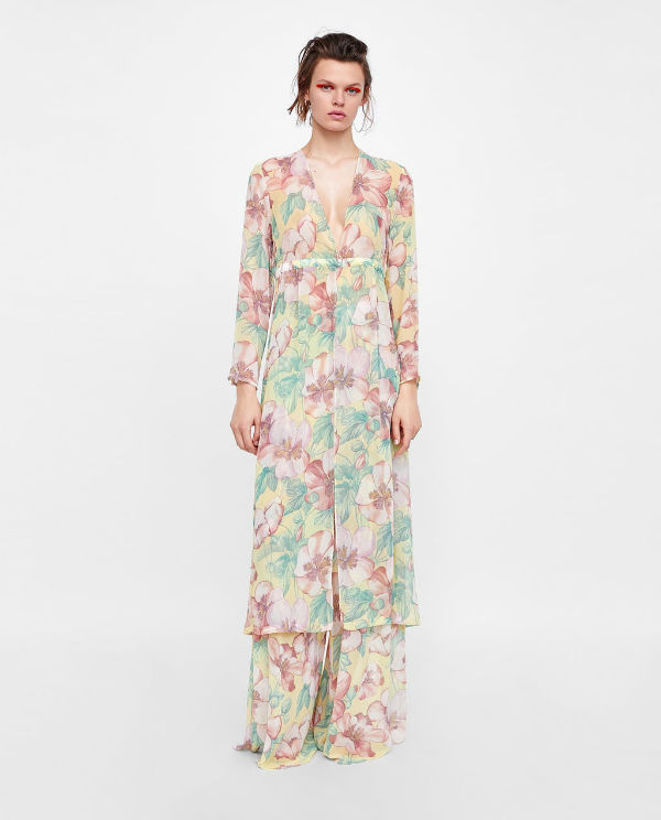 zara model wearing floral print palazzo trousers and tunic