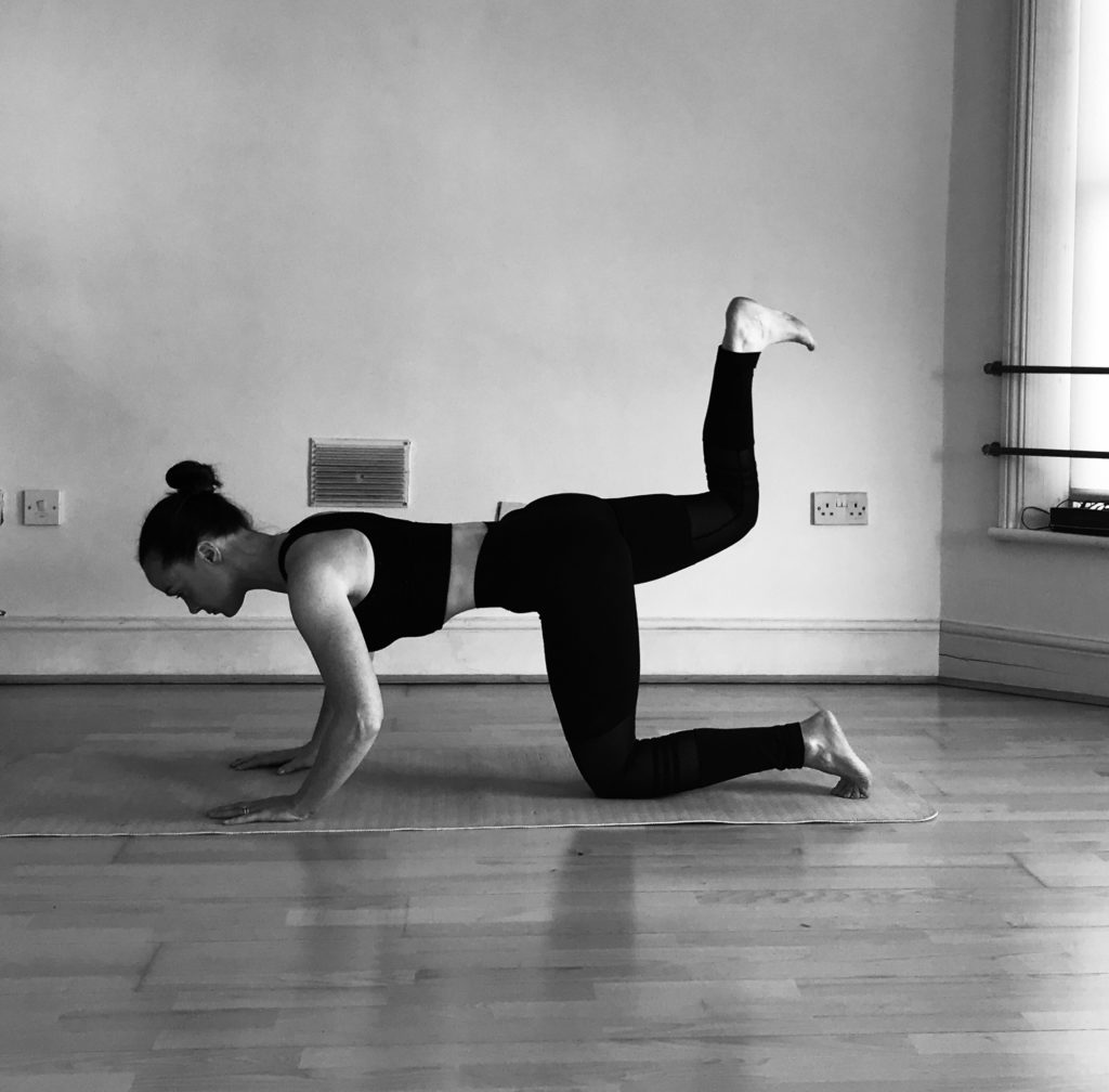 Gravity Defying Yoga Poses In Photos_15 – Fubiz Media