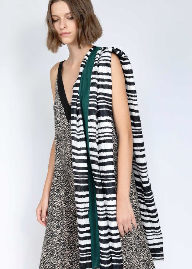 7 scarves that double as blankets | Beaut.ie